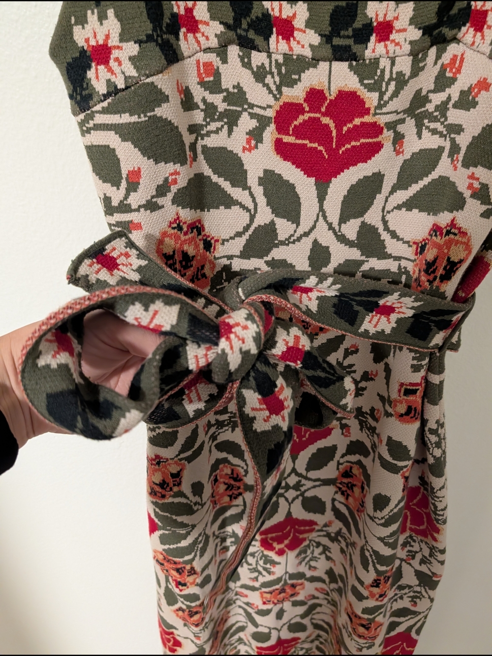 Farm Rio Garden Tapestry Floral Knit Midi Dress Size L - Picture 7 of 10